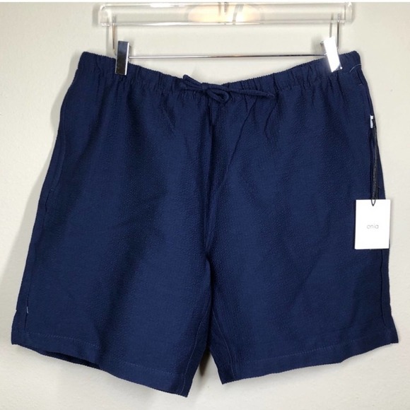 0276 NEW ONIA Men’s Calder Seersucker Swim Trunks - Picture 4 of 13